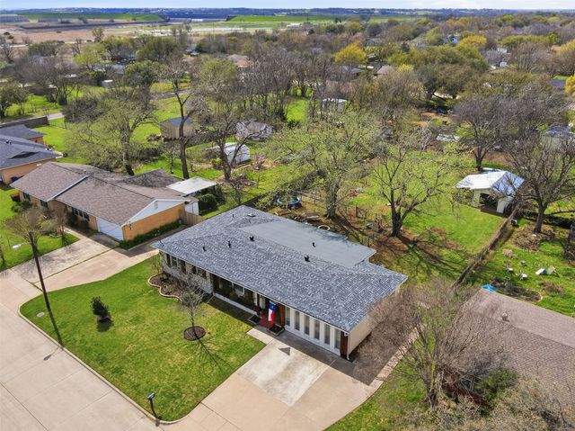 1218 Warden Street, Benbrook, TX 76126
