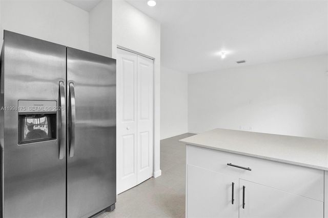 11925 NW 46th St, Coral Springs, FL 33076