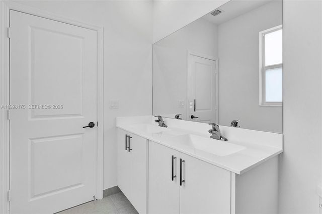 11925 NW 46th St, Coral Springs, FL 33076