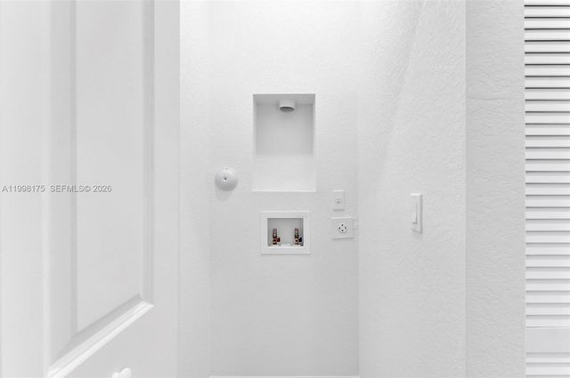 11925 NW 46th St, Coral Springs, FL 33076