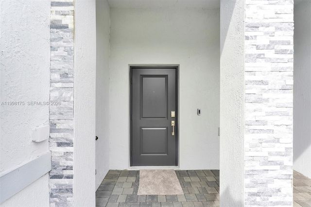 11925 NW 46th St, Coral Springs, FL 33076