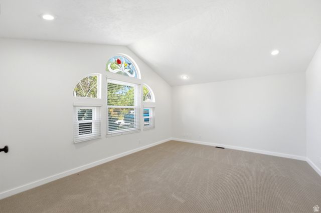 2744 E WOODHAMPTON CIR, Sandy, UT 84092