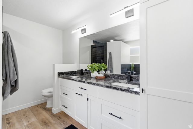 2744 E WOODHAMPTON CIR, Sandy, UT 84092