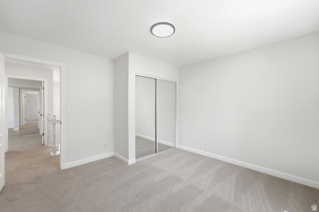 2744 E WOODHAMPTON CIR, Sandy, UT 84092