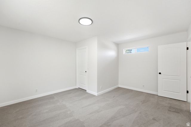 2744 E WOODHAMPTON CIR, Sandy, UT 84092