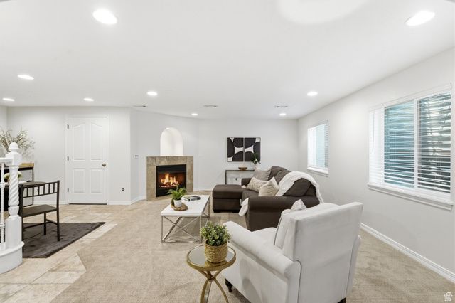 2744 E WOODHAMPTON CIR, Sandy, UT 84092