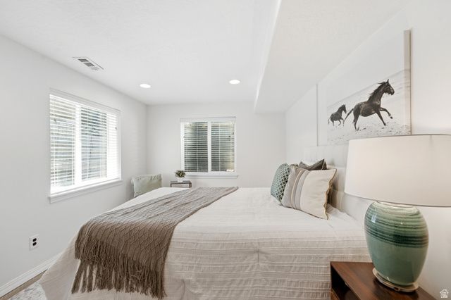 2744 E WOODHAMPTON CIR, Sandy, UT 84092