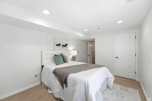 2744 E WOODHAMPTON CIR, Sandy, UT 84092