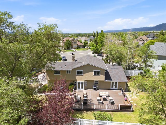 2744 E WOODHAMPTON CIR, Sandy, UT 84092