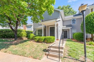 2834 Iron Gate Lane, Charlotte, NC 28212