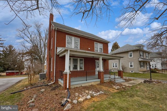 2017 OLD PHILADELPHIA PIKE, Smoketown, PA 17576