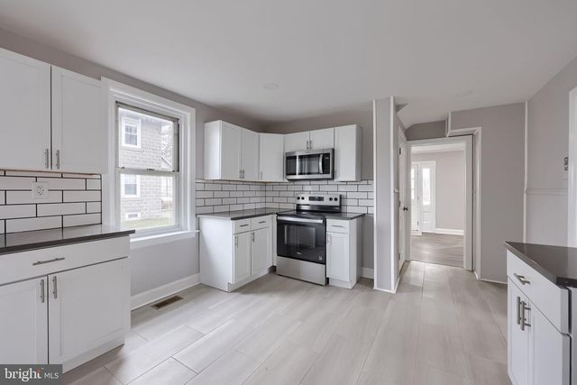 2017 OLD PHILADELPHIA PIKE, Smoketown, PA 17576