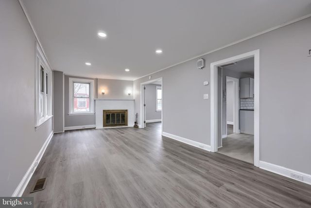 2017 OLD PHILADELPHIA PIKE, Smoketown, PA 17576