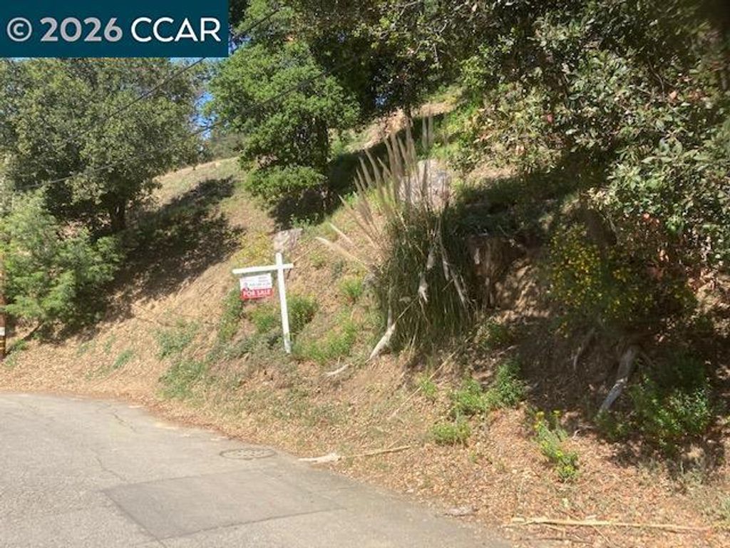 0 0000 Woodrow Drive, Oakland, CA 94611