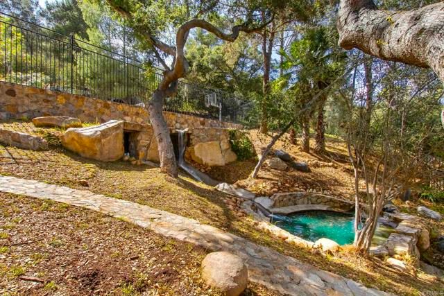 4367 S Mission Rd, Fallbrook, CA 92028