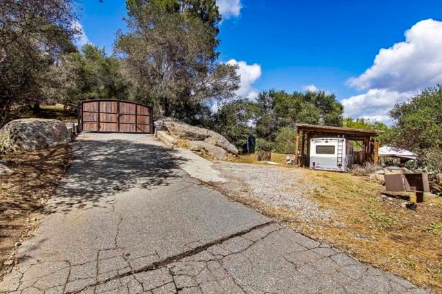 4367 S Mission Rd, Fallbrook, CA 92028