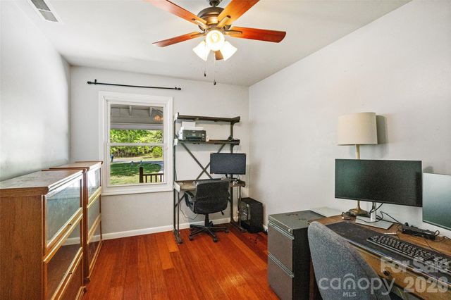 5801 Lindenwood Drive, Matthews, NC 28104