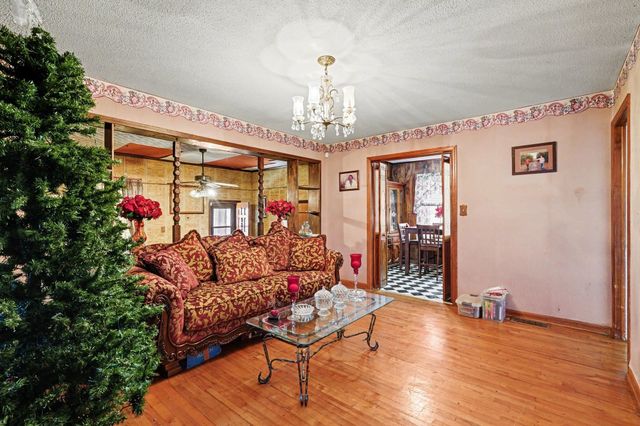 2014 Center Street, Spartanburg, SC 29303