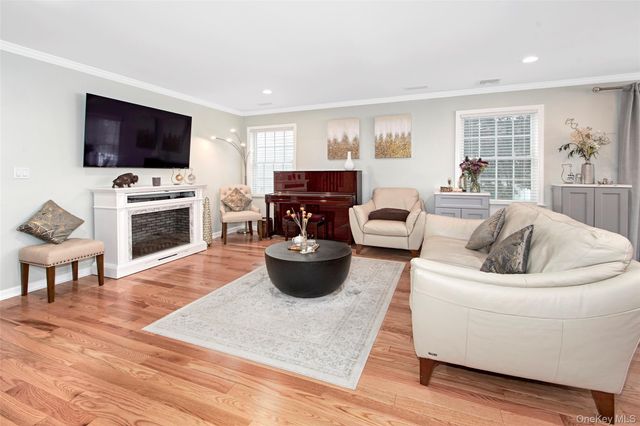 130 Wappanocca Avenue, Rye, NY 10580