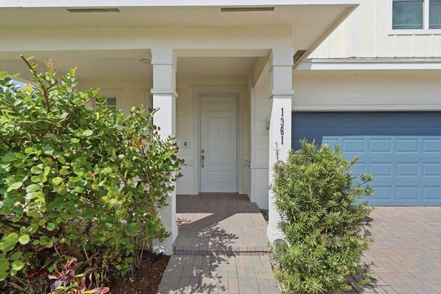 1361 Wandering Willow Way, Loxahatchee, FL 33470