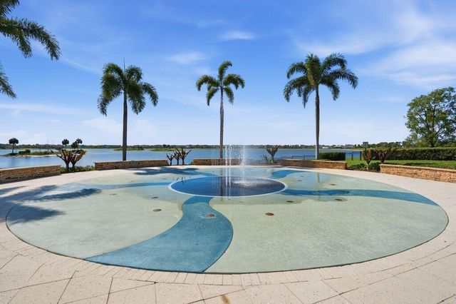 1361 Wandering Willow Way, Loxahatchee, FL 33470