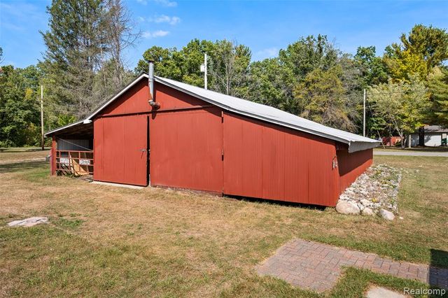 18415 12 Mile Road, Big Rapids, MI 49307