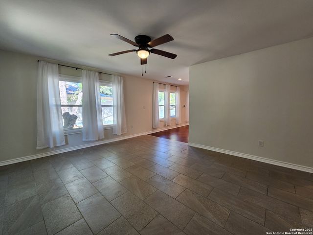 521 Willow Ave, New Braunfels, TX 78130