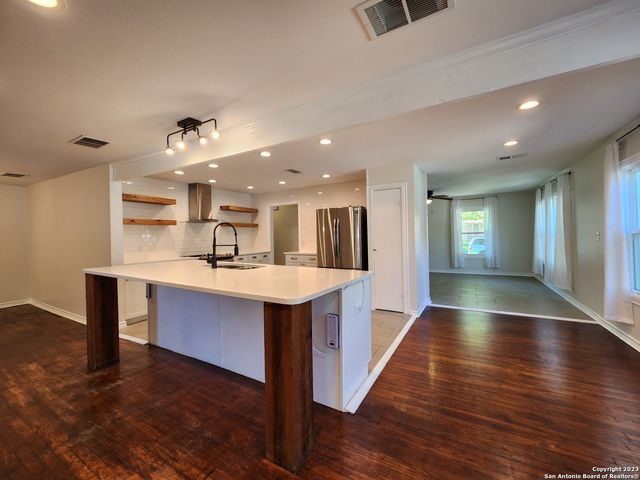 521 Willow Ave, New Braunfels, TX 78130