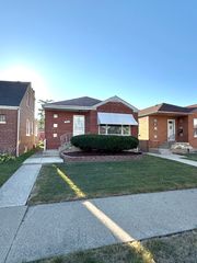 8542 S Winchester Avenue, Chicago, IL 60620