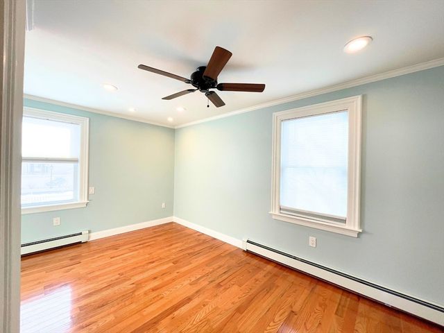 12 Briggs St 1, Salem, MA 01970