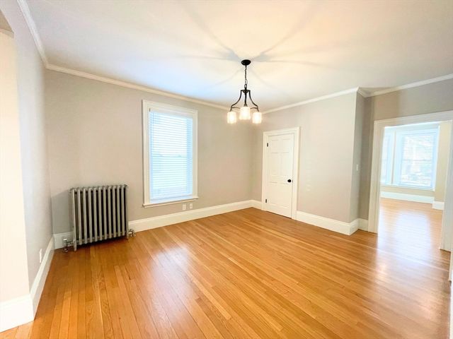 12 Briggs St 1, Salem, MA 01970