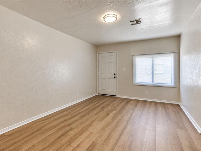 6114 Jacks Avenue, Oklahoma City, OK 73149