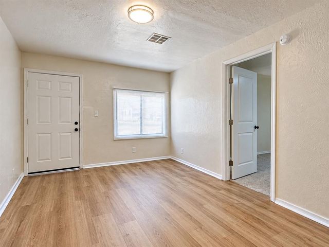 6114 Jacks Avenue, Oklahoma City, OK 73149