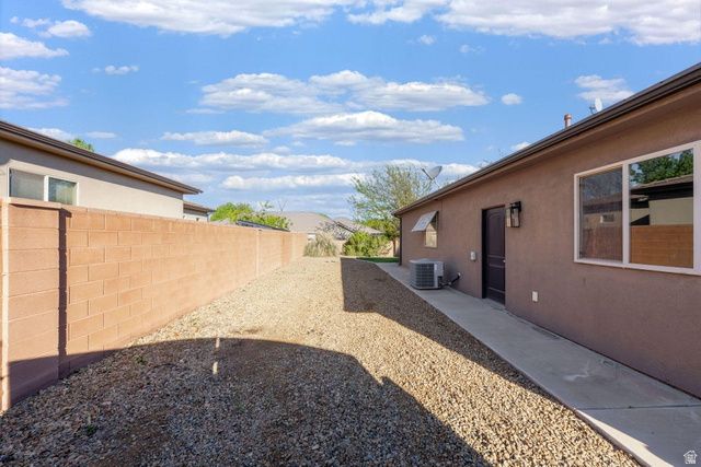 1512 S CARMA ST, Washington, UT 84780
