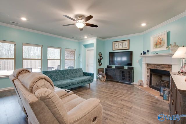 6553 Moon Crest Lane NW, Huntsville, AL 35806