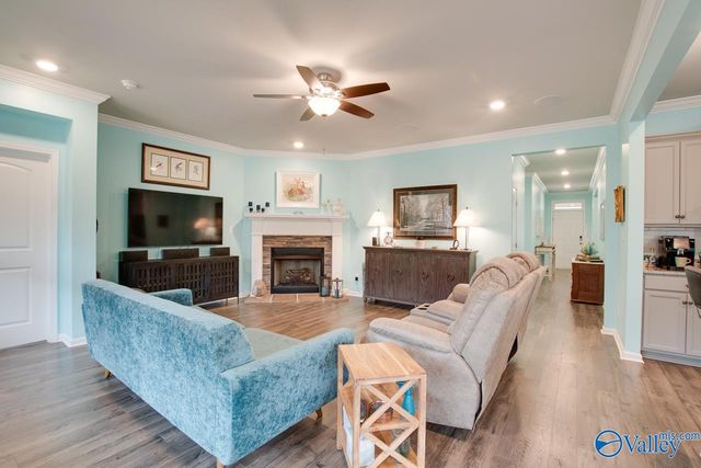 6553 Moon Crest Lane NW, Huntsville, AL 35806
