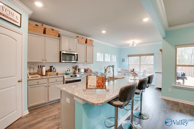 6553 Moon Crest Lane NW, Huntsville, AL 35806