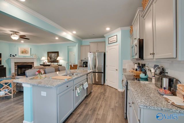 6553 Moon Crest Lane NW, Huntsville, AL 35806