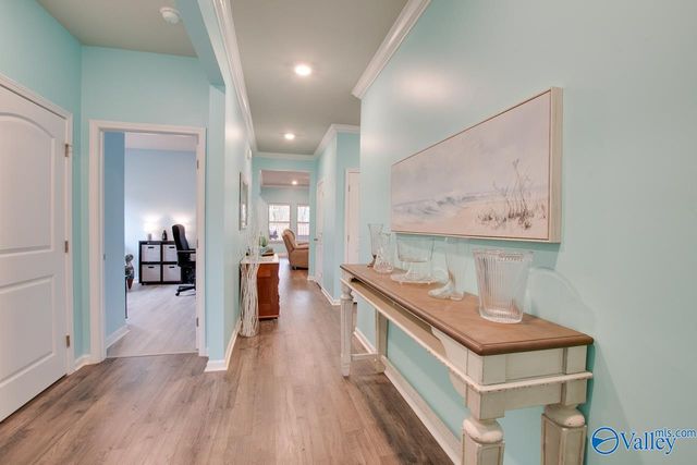 6553 Moon Crest Lane NW, Huntsville, AL 35806