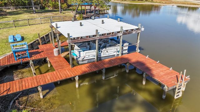 1161 Creeklake Drive, Onalaska, TX 77360