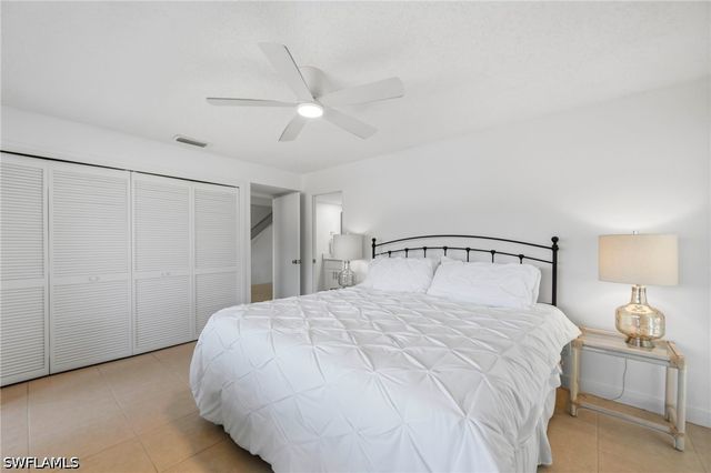 4092 Belair LN 17, Naples, FL 34103