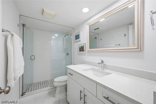 4092 Belair LN 17, Naples, FL 34103