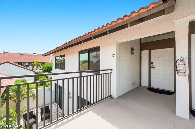 4092 Belair LN 17, Naples, FL 34103