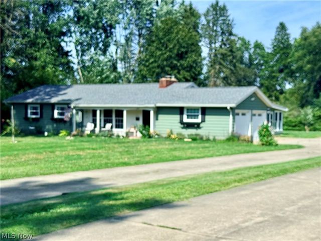 2659 Laforce Drive, Akron, OH 44319