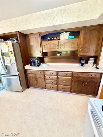 2659 Laforce Drive, Akron, OH 44319