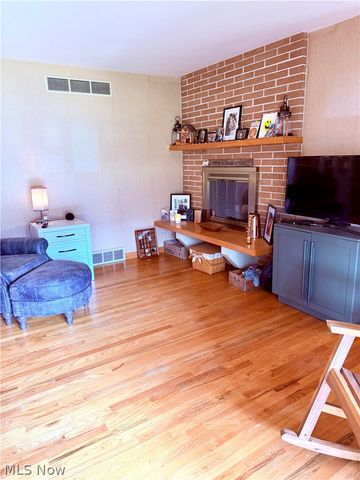 2659 Laforce Drive, Akron, OH 44319
