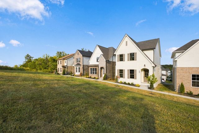 1111 Freeboard Aly, La Vergne, TN 37086