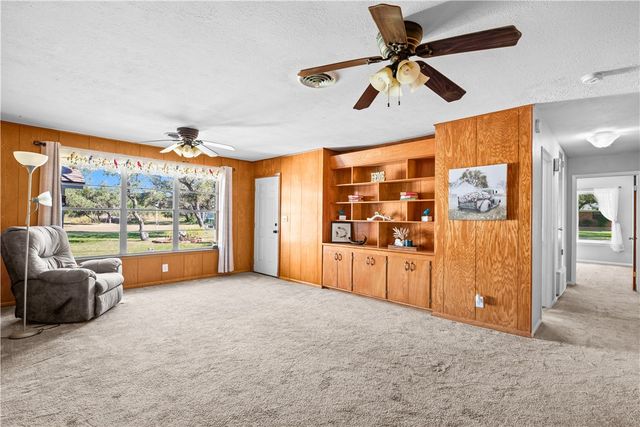 104 Old Beeville Hwy, Refugio, TX 78377