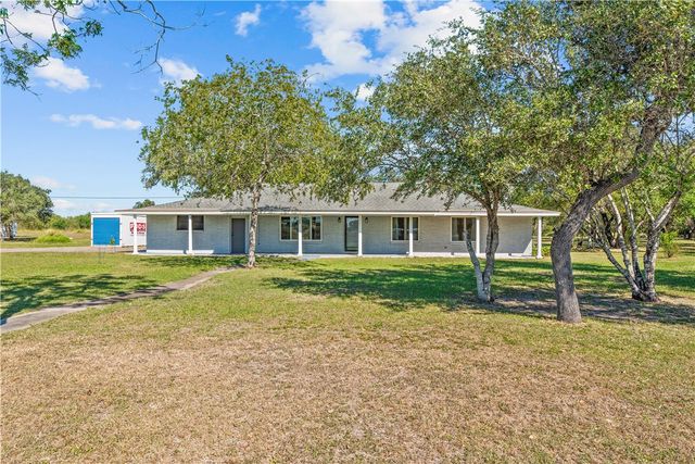 104 Old Beeville Hwy, Refugio, TX 78377