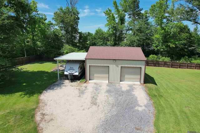 13179 Triple B Rd, Central, LA 70739